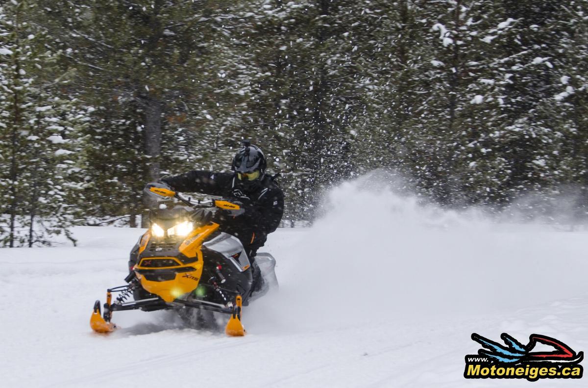 Rotax 900 ACE Turbo - Moteur Engine Ski-Doo Motoneige Snowmobile Rotax 900 ACE Turbo - Moteur Engine Ski-Doo Motoneige Snowmobile