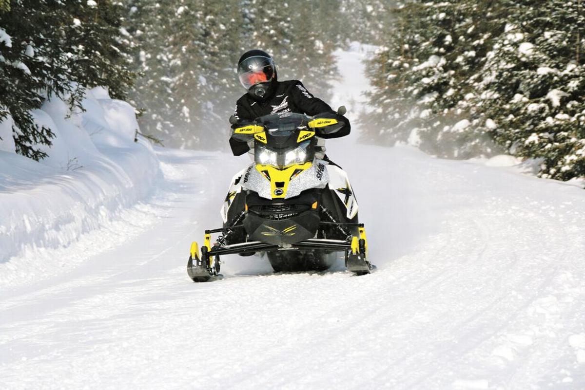 Le froid arrive enfin - motoneiges - motoneigiste