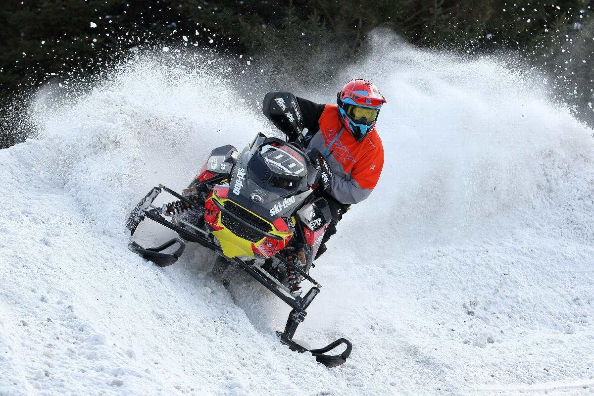 Le Snocross SCMX frappe fort dans l’est?! - motoneiges - motoneigistes Le Snocross SCMX frappe fort dans l’est?! - motoneiges - motoneigistes