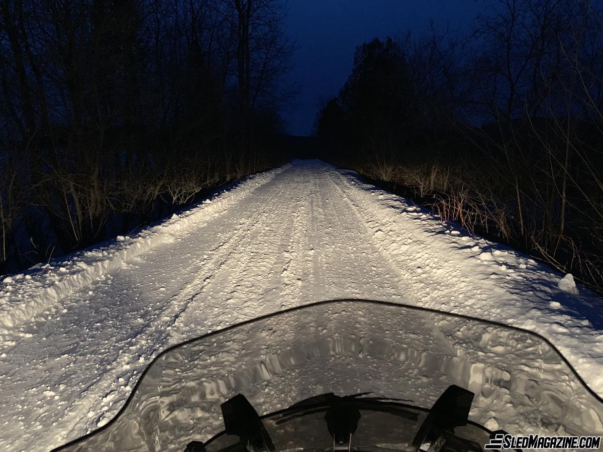 Testing the LED Light Kit - snowmobiles - snowmobilers Testing the LED Light Kit - snowmobiles - snowmobilers