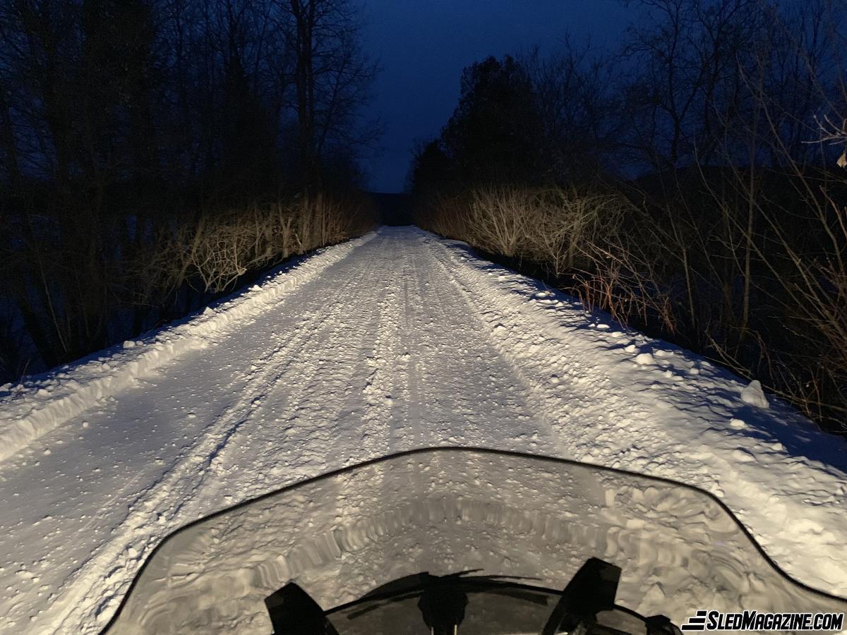 Testing the LED Light Kit - snowmobiles - snowmobilers Testing the LED Light Kit - snowmobiles - snowmobilers