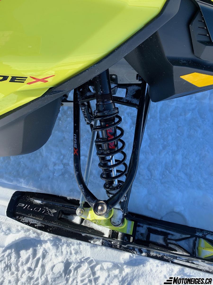 bilan d'essai de la motoneige Ski-Doo Renegade X 900 ACE Turbo 2021 bilan d'essai de la motoneige Ski-Doo Renegade X 900 ACE Turbo 2021